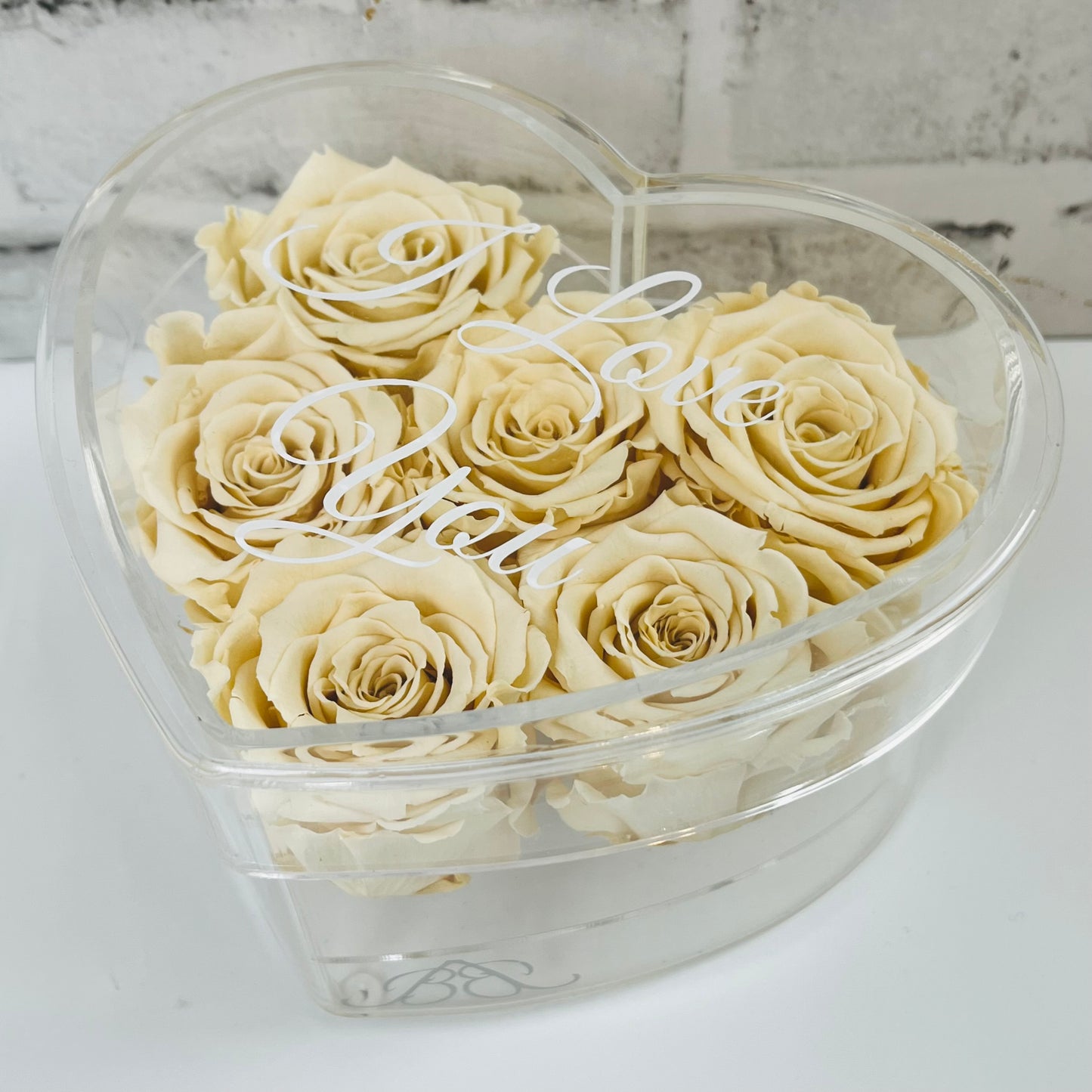 Infinity Rose Small Heart Box - Eternal Roses - One Year Roses - Gift - Cream Infinity Roses 